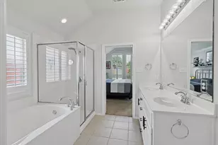 10237 Red Bluff Ln, Fort Worth, TX 76177 - Photo 12