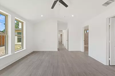3792 Wenatche Drive, Dallas, TX 75233 - Photo 14