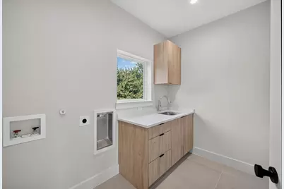 413 Graham Avenue, Dallas, TX 75223 - Photo 18