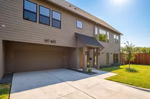 413 Graham Ave, Dallas, TX 75223 - Photo 2