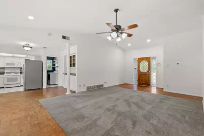 1804 Westwood Circle, Carrollton, TX 75006 - Photo 6