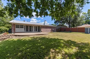 1804 Westwood Cir, Carrollton, TX 75006 - Photo 30