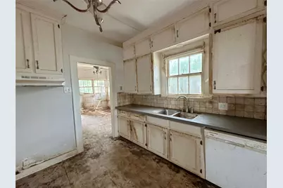 506 Craig Street, Hillsboro, TX 76645 - Photo 14