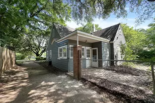 506 Craig St, Hillsboro, TX 76645 - Photo 2