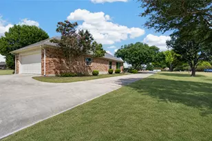 1821 Meadow Ranch Rd, McKinney, TX 75071 - Photo 8
