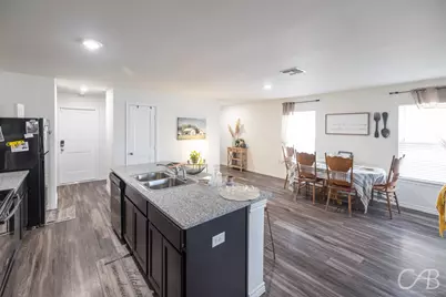 7910 Vineyard Drive, Abilene, TX 79606 - Photo 10