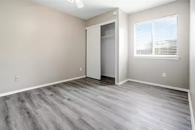 1122 Millview #2704, Arlington, TX 76012 - Photo 8