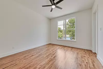 2410 Boyd Street, Dallas, TX 75224 - Photo 14