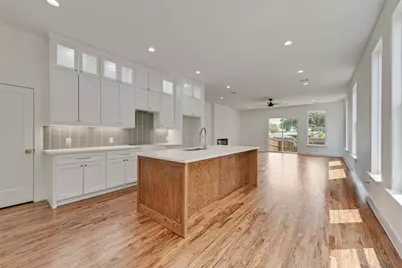 2410 Boyd Street, Dallas, TX 75224 - Photo 10