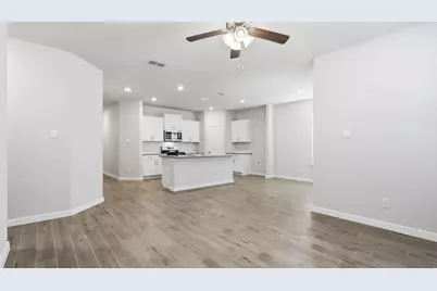 908 Parkview Drive, Cleburne, TX 76031 - Photo 8