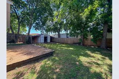 1705 N Robinson Street, Cleburne, TX 76031 - Photo 14
