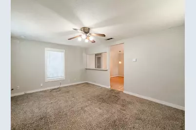 1705 N Robinson Street, Cleburne, TX 76031 - Photo 4