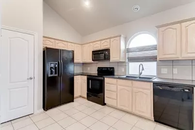 2612 Evening Shade Drive, Fort Worth, TX 76131 - Photo 8