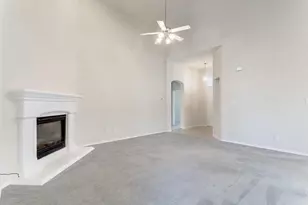 2612 Evening Shade Dr, Fort Worth, TX 76131 - Photo 2