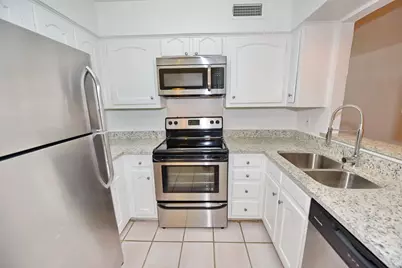 4818 Cole Avenue #104, Dallas, TX 75205 - Photo 4