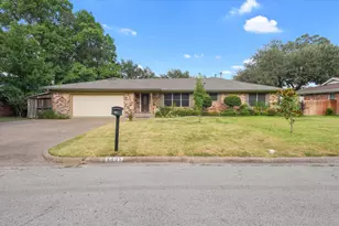 5605 New Haven St, Greenville, TX 75402 - Photo 2