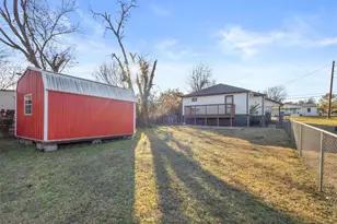 314 Woodard St, Farmersville, TX 75442 - Photo 26