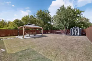 215 1/2 Aldridge St, Waxahachie, TX 75165 - Photo 34