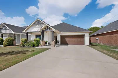 215 1/2 Aldridge Street, Waxahachie, TX 75165 - Photo 1