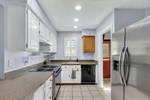5906 Santa Fe Dr, Arlington, TX 76017 - Photo 12