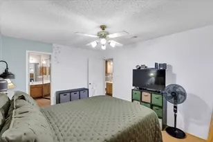 5906 Santa Fe Dr, Arlington, TX 76017 - Photo 18