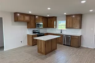 1012 Virgil Ct, Springtown, TX 76082 - Photo 2