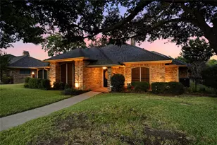 220 Toler Dr, Mesquite, TX 75149 - Photo 2