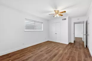 10207 Regal Oaks Dr, Dallas, TX 75230 - Photo 16