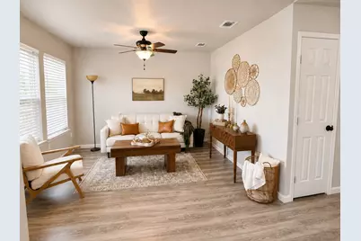 106 Raymond Street, Bowie, TX 76230 - Photo 6