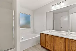 9900 Carter Dr, McKinney, TX 75072 - Photo 20