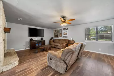 202 Lone Star Street, Joshua, TX 76058 - Photo 6