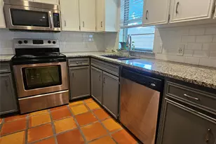 7239 Muse Ct, Fort Worth, TX 76112 - Photo 4