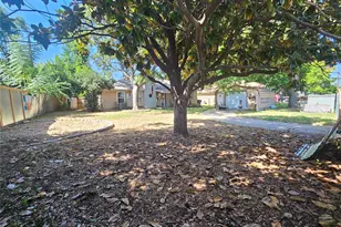 7239 Muse Ct, Fort Worth, TX 76112 - Photo 26