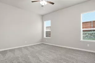 4915 Simmental Dr, Arlington, TX 76001 - Photo 10