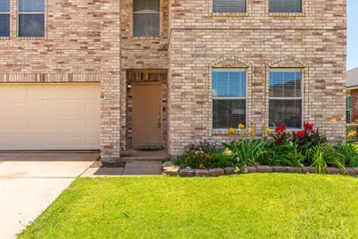 2228 Bradford Pear Drive, Little Elm, TX 75068 - Photo 4