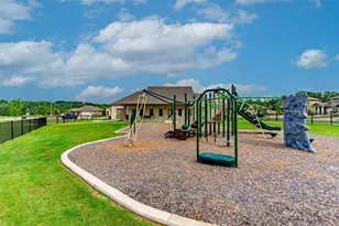 209 Fairmeade Dr, Terrell, TX 75160 - Photo 12