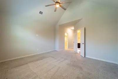 4666 Rhett Lane #E, Carrollton, TX 75010 - Photo 20