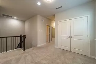 4666 Rhett Ln, Carrollton, TX 75010 - Photo 18
