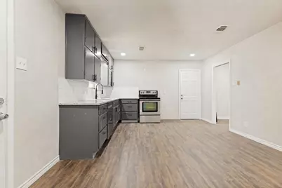 3021 Edith Lane, Haltom City, TX 76117 - Photo 6