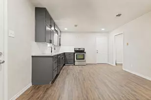 3021 Edith Ln, Haltom City, TX 76117 - Photo 6