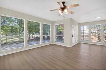 2616 Cove Drive, Grand Prairie, TX 75054 - Photo 6
