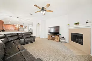 1421 Danielle Creek Dr, Little Elm, TX 75068 - Photo 4