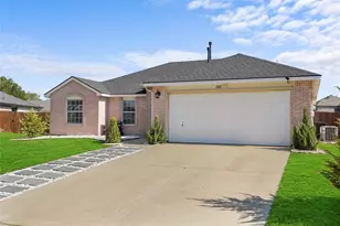 2603 Clark Dr, Corinth, TX 76210 - Photo 2