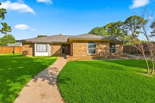 308 Drexel Dr, Grapevine, TX 76051 - Photo 1