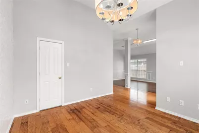 5825 Echo Bluff Drive, Haltom City, TX 76137 - Photo 8