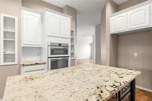 5825 Echo Bluff Dr, Haltom City, TX 76137 - Photo 14