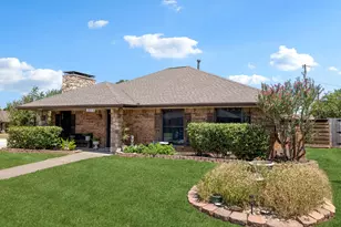 3011 Tina St, Sachse, TX 75048 - Photo 2