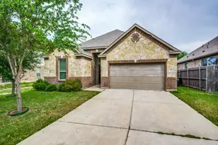 8737 Maple Ridge Trail, Fort Worth, TX 76244 - Photo 2