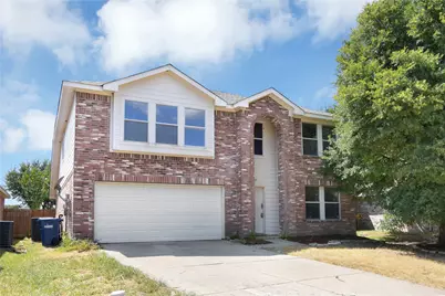 2905 Frontier Lane, McKinney, TX 75071 - Photo 2