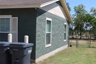 2722 Mildred St, Waco, TX 76706 - Photo 12